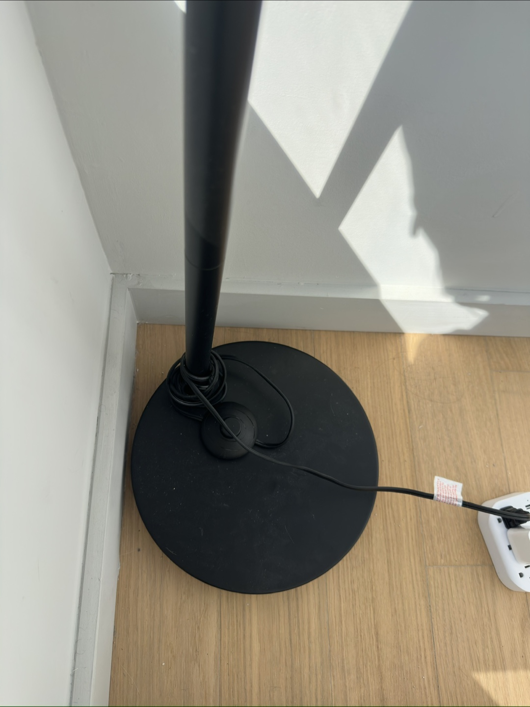 Arc Floor Lamp - Modern Black - photo 4