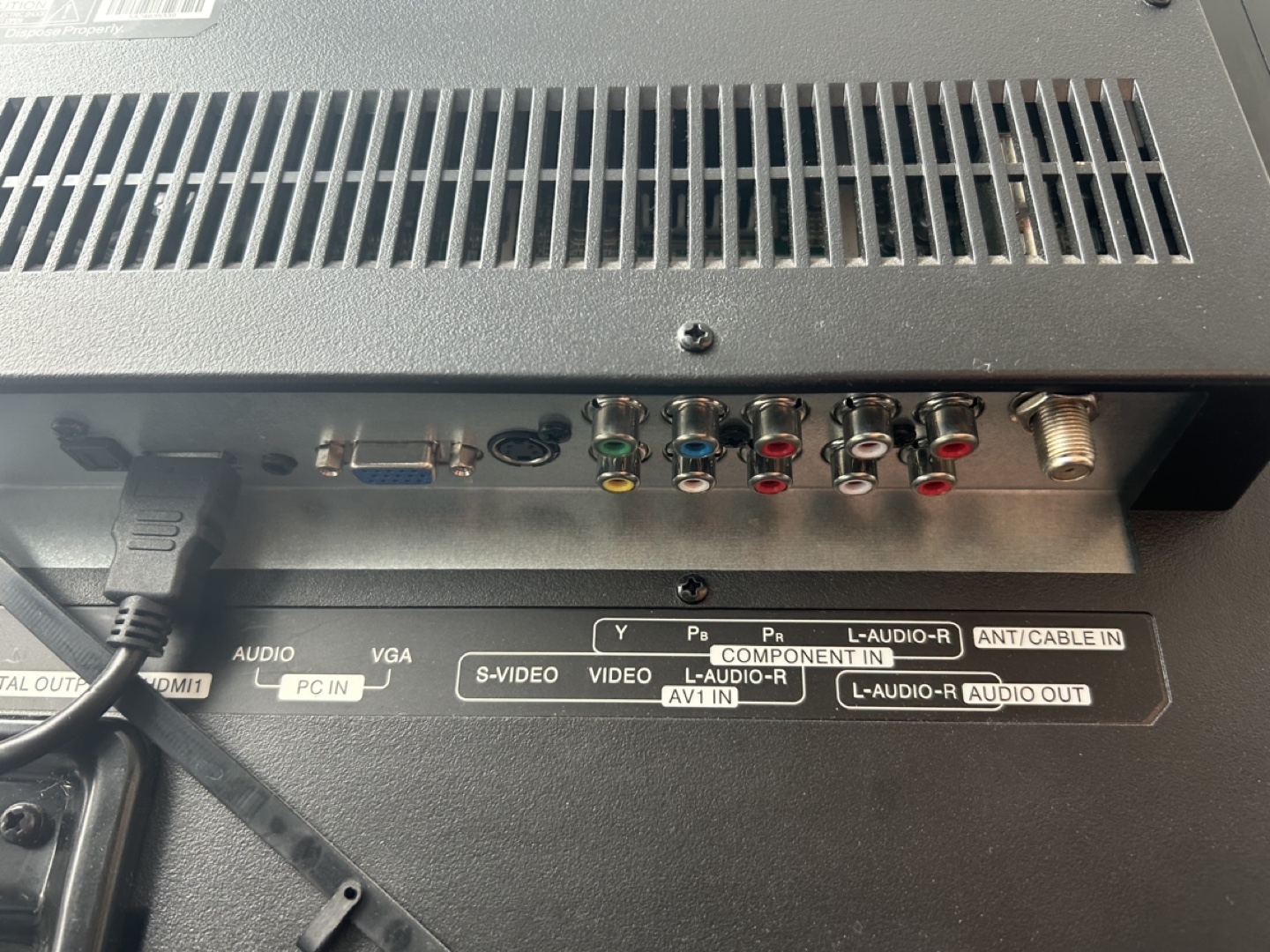 Dynex LCD TV - 26 inch - photo 4