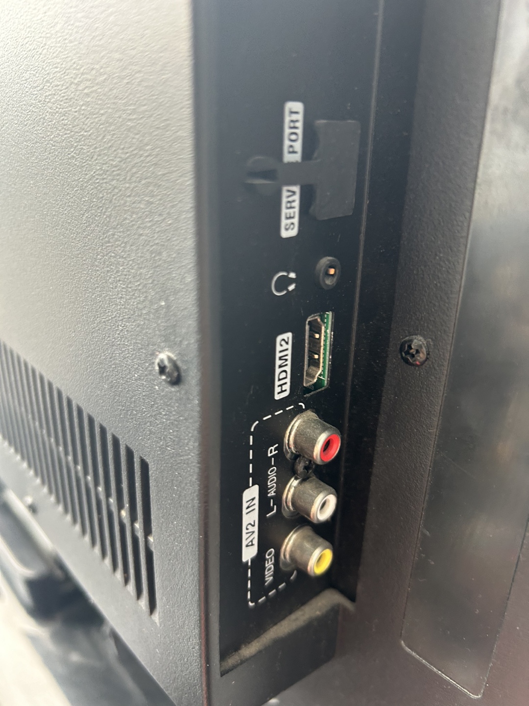 Dynex LCD TV - 26 inch - photo 3