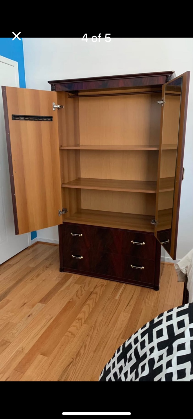 Gorgeous Mahogany Armoire with Mirror - photo 4