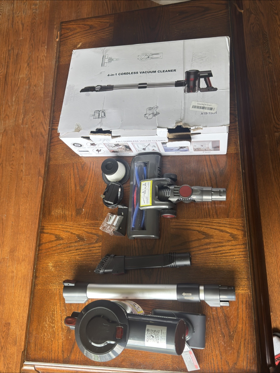 4-in-1 Cordless Vacuum Cleaner