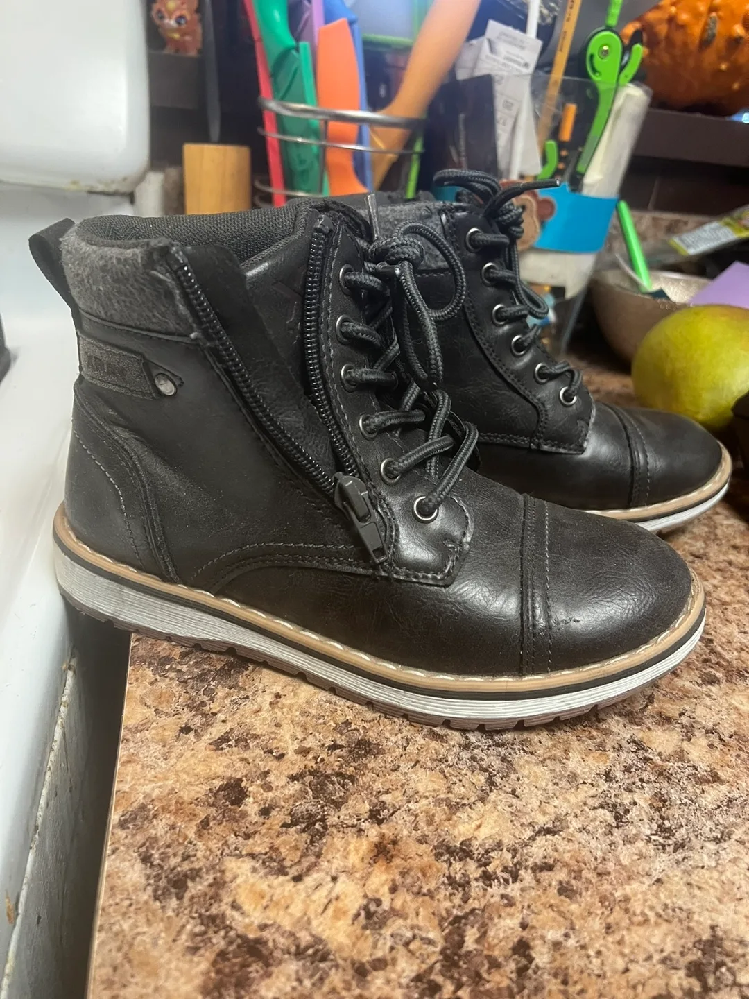 🧡Xray Kids' Black Boots, Size 11 thumbnail