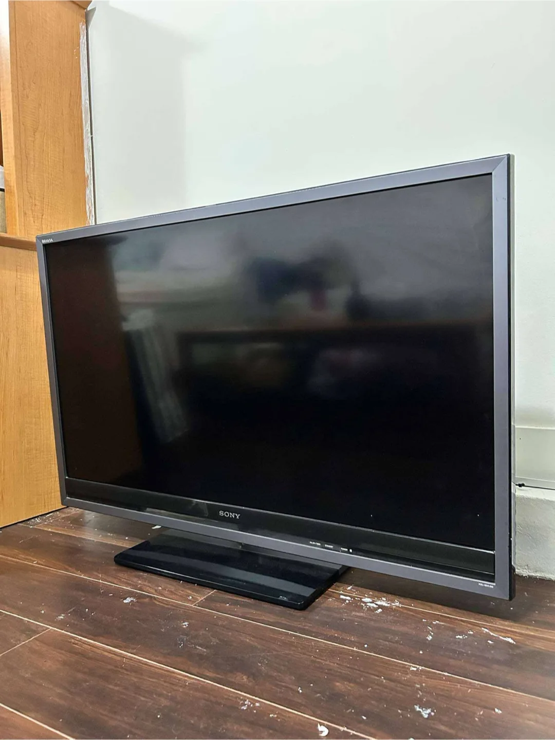 Sony Bravia KDL-40EX500 40-inch LCD HDTV thumbnail