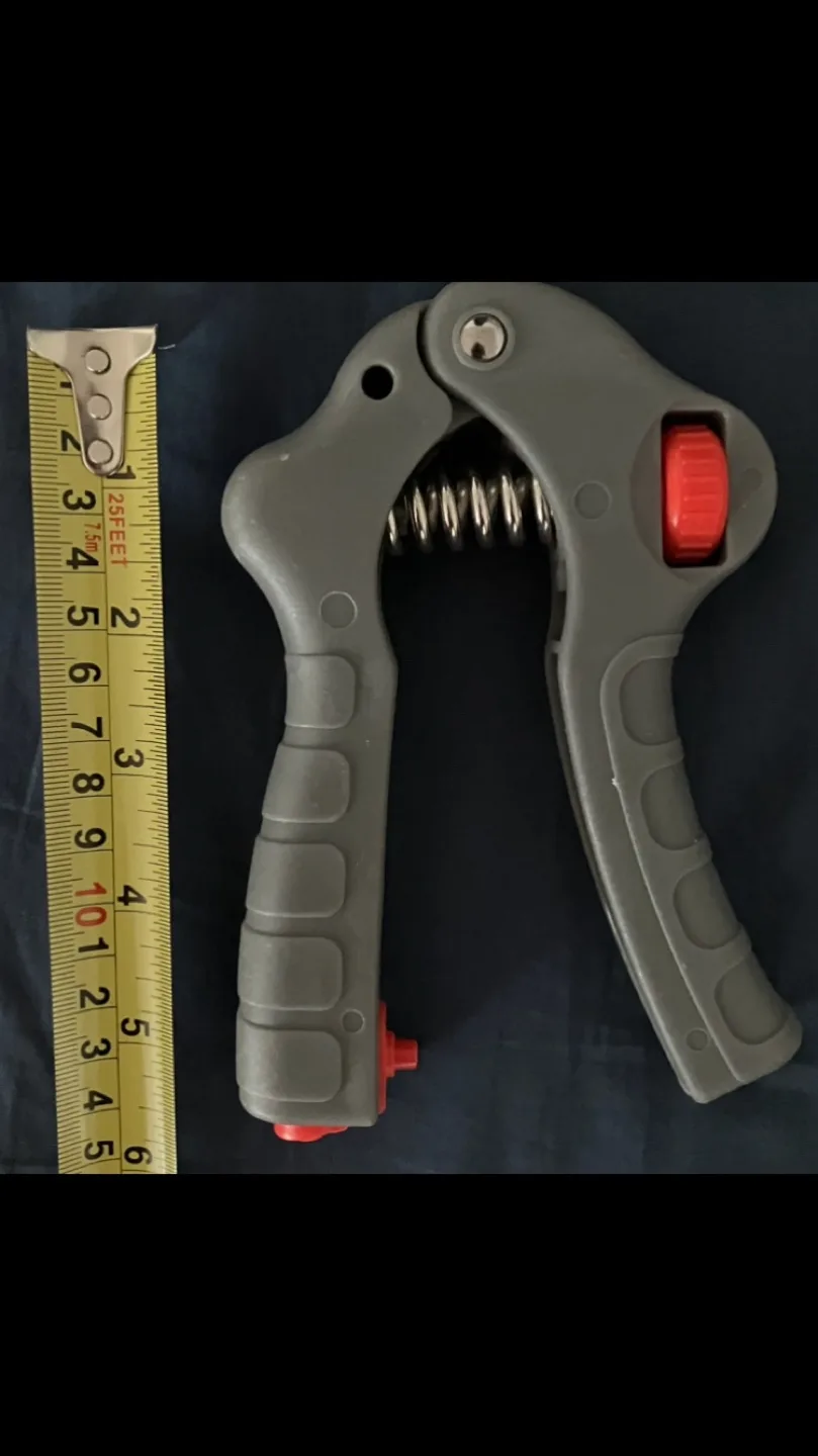 Fila Hand Grip Exercise/Strengthener W/Digital Counter 🧡🤚🏋️‍♀️🏋️ image indicator(2)