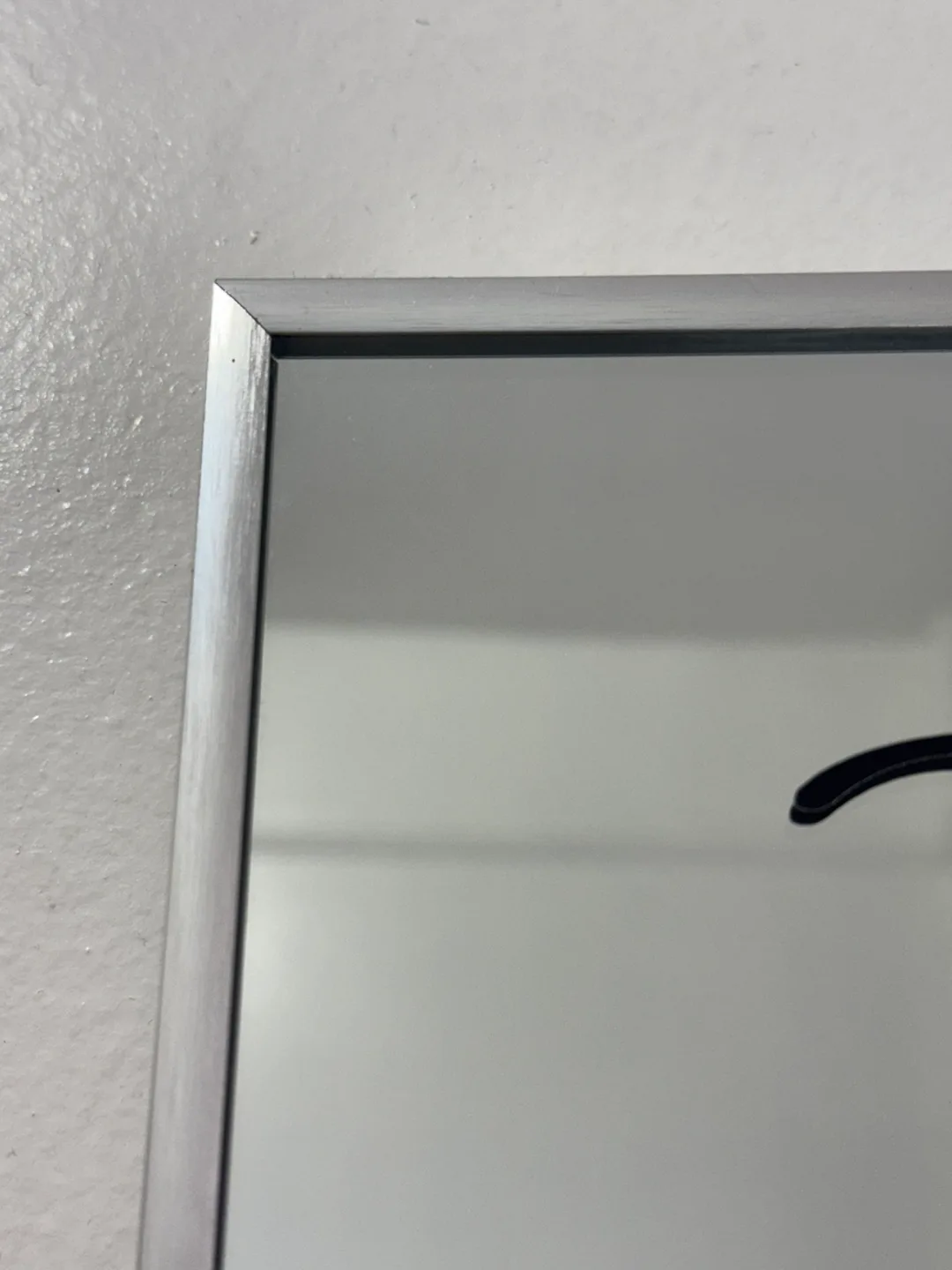 Full Length Mirror with 'You Look Amazing' Decal’ image indicator(6)