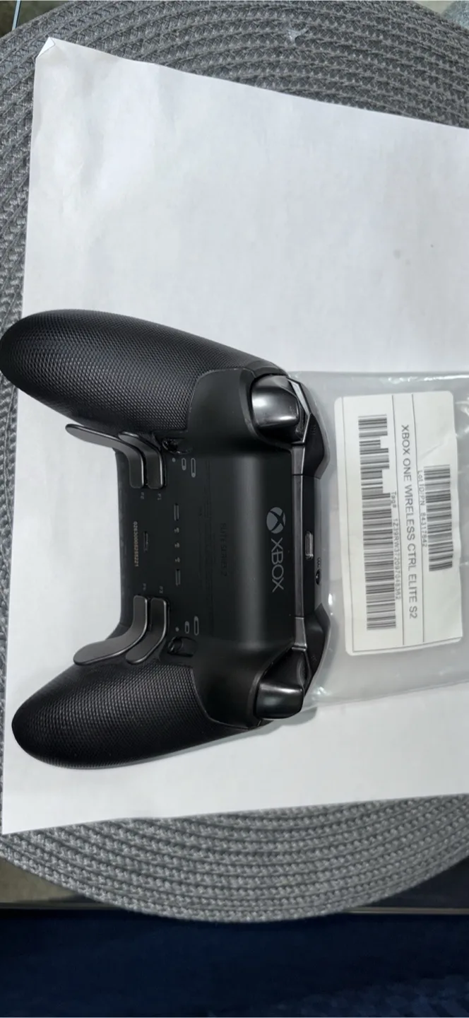Xbox One Wireless Controller Elite Series 2 image indicator(3)