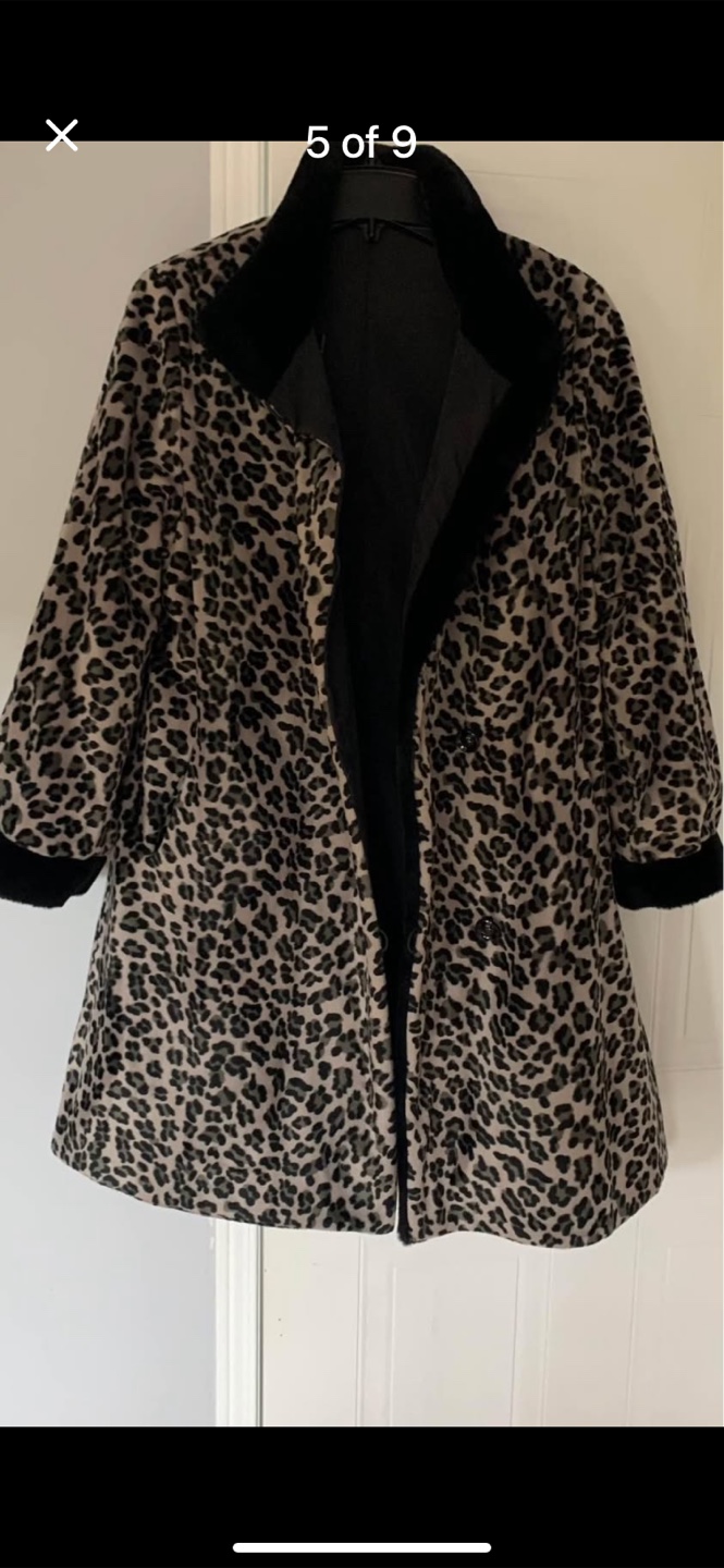 Reversible Leopard Print & Black Coat - photo 5