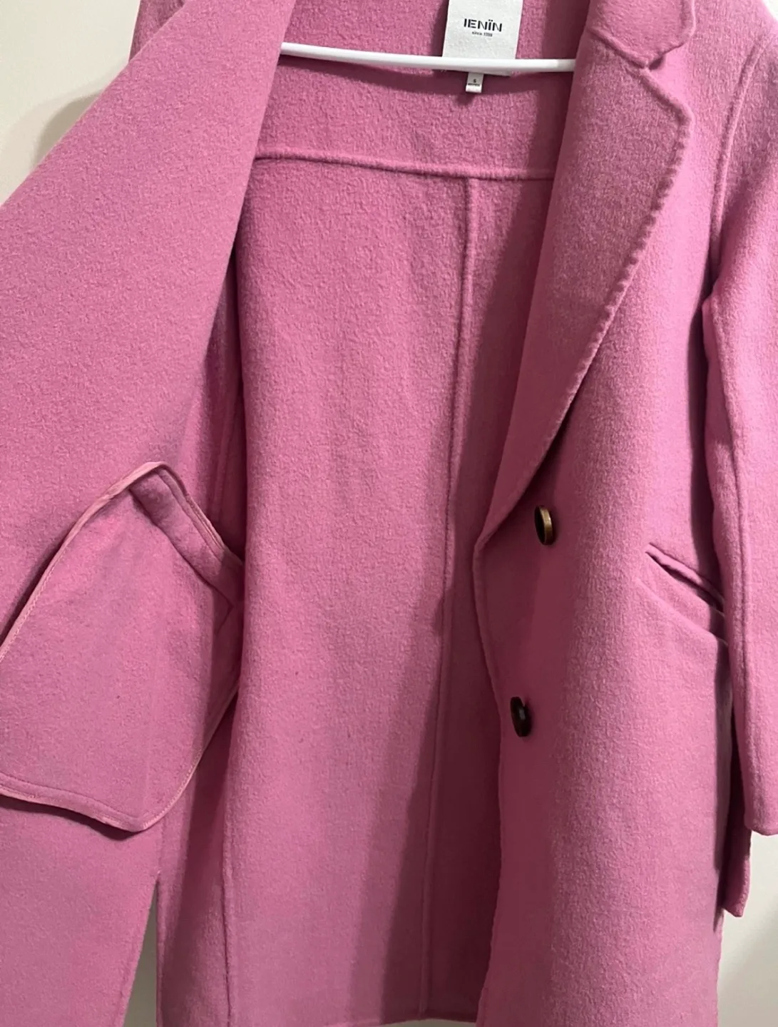 Rose red wool coat image indicator(3)