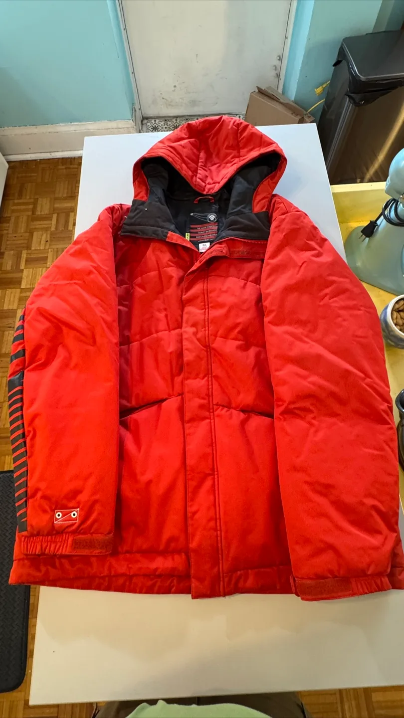 Men's Burton Snowboard Jacket - Size XL - Red thumbnail