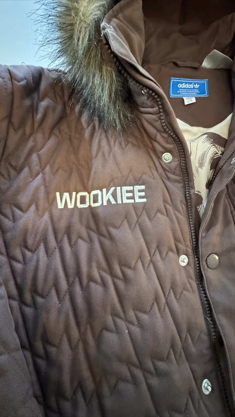 Adidas Star Wars Wookiee Jacket - Size L/G image indicator(2)