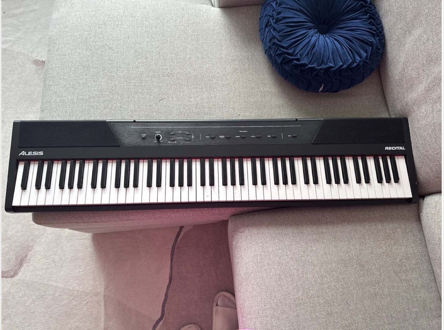 Alesis Recital 88-Key Digital Piano Keyboard