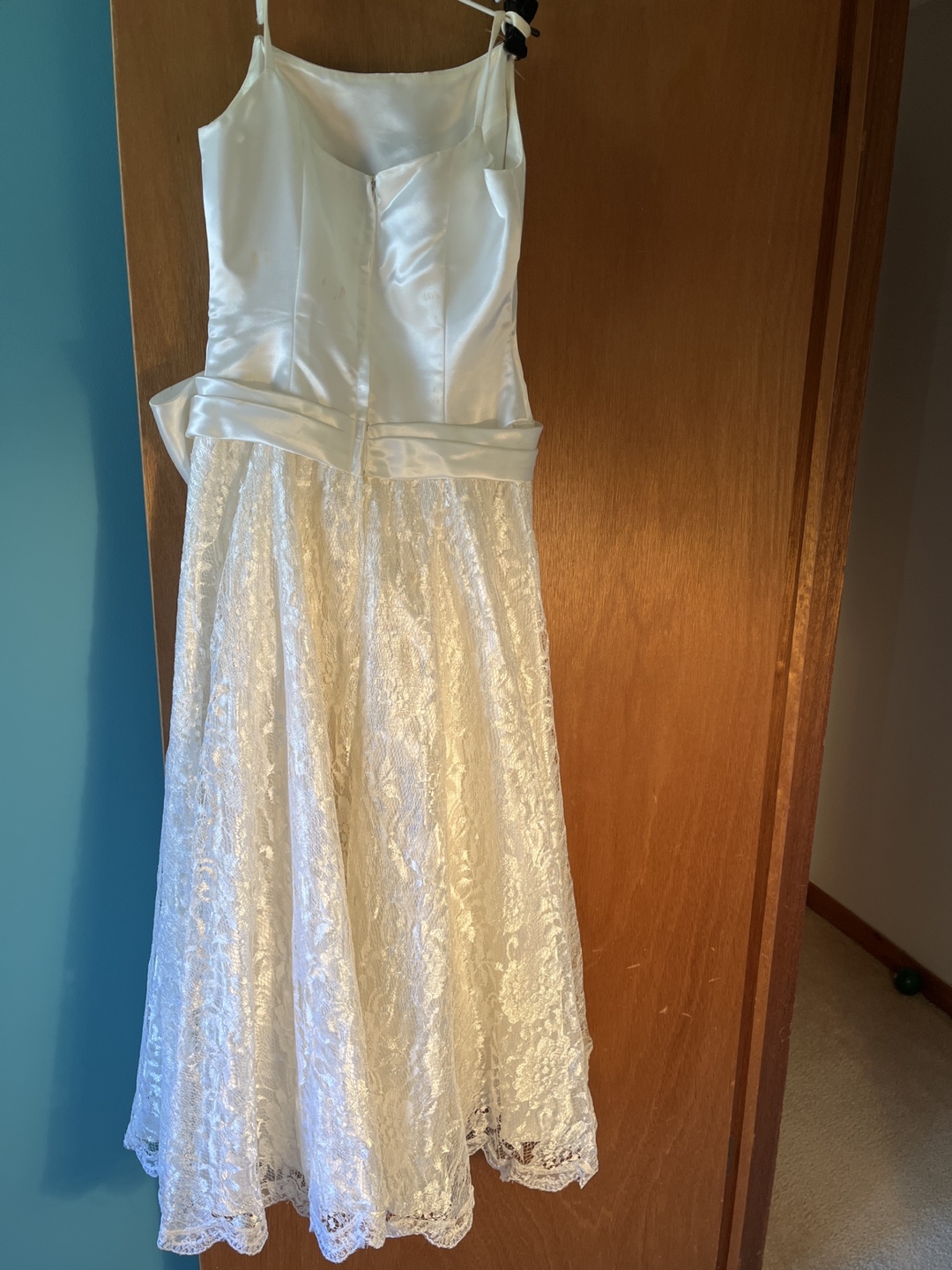 Wedding dress - photo 3