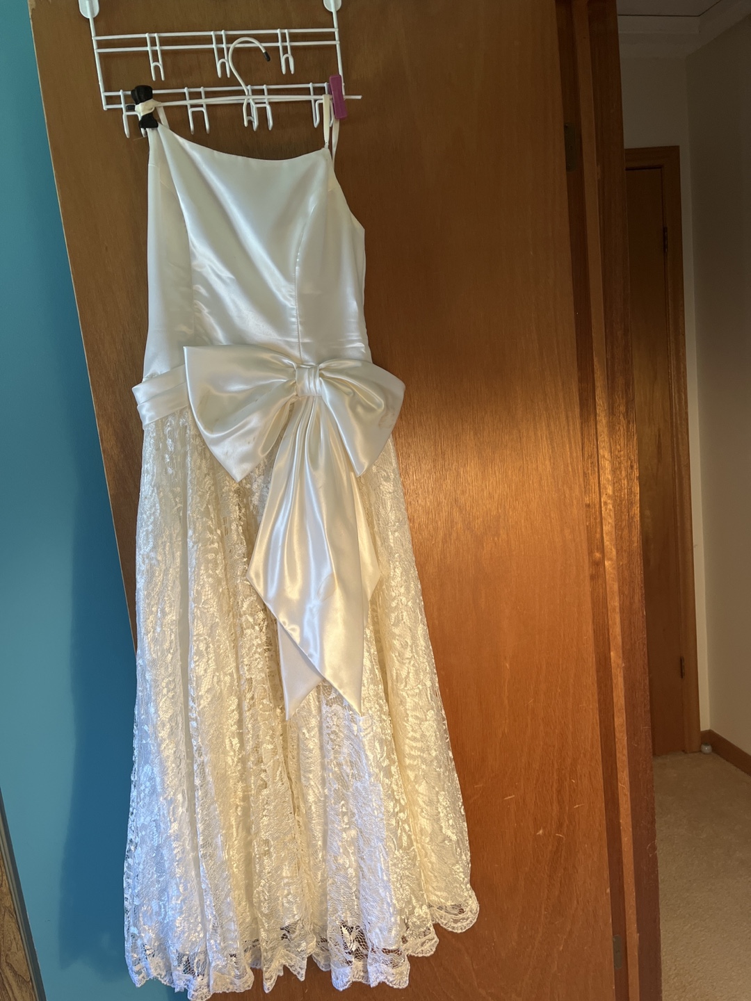 Wedding dress - photo 2
