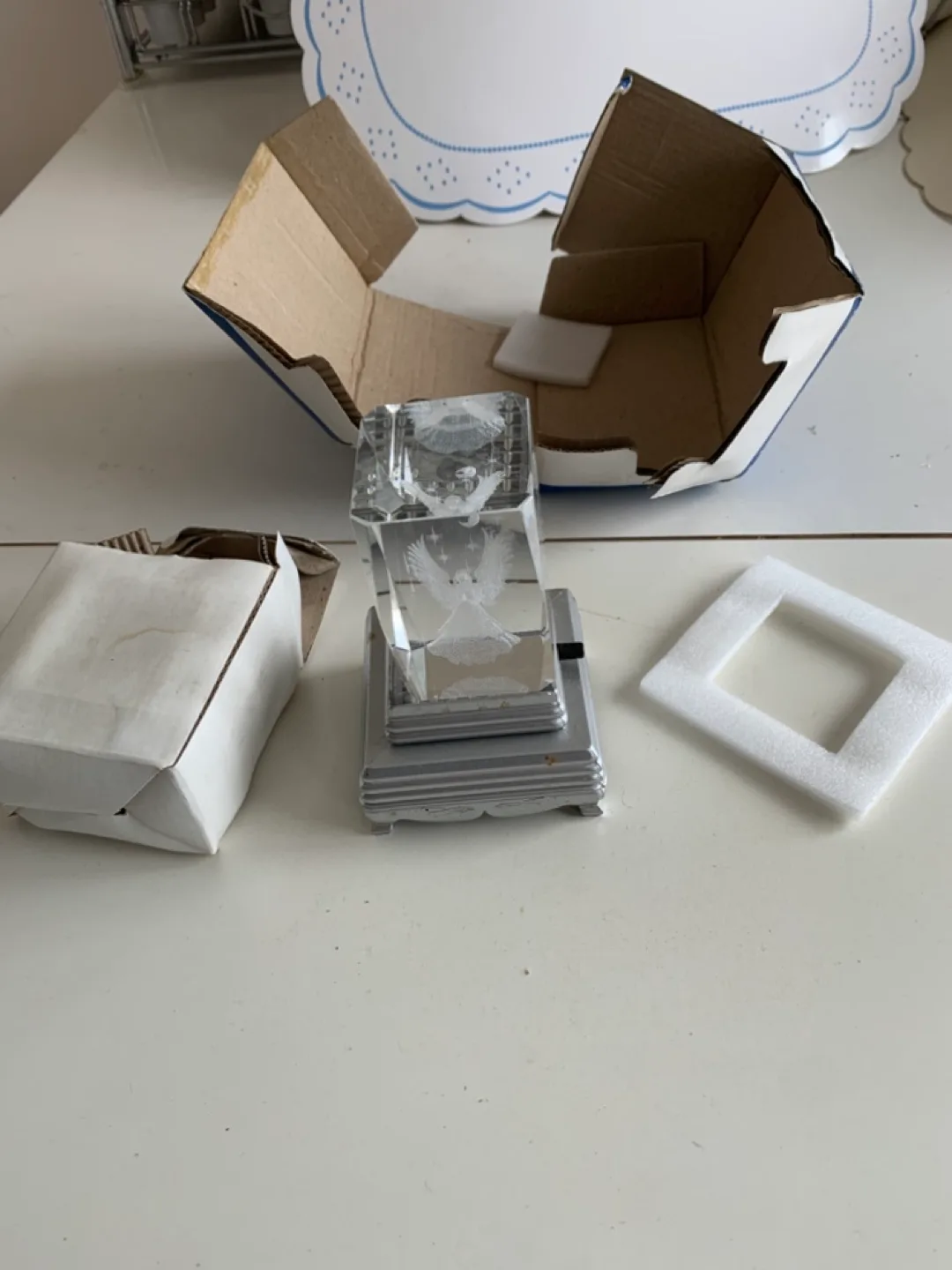 Agora Collection Illuminated Glass Cube with Stand image indicator(3)