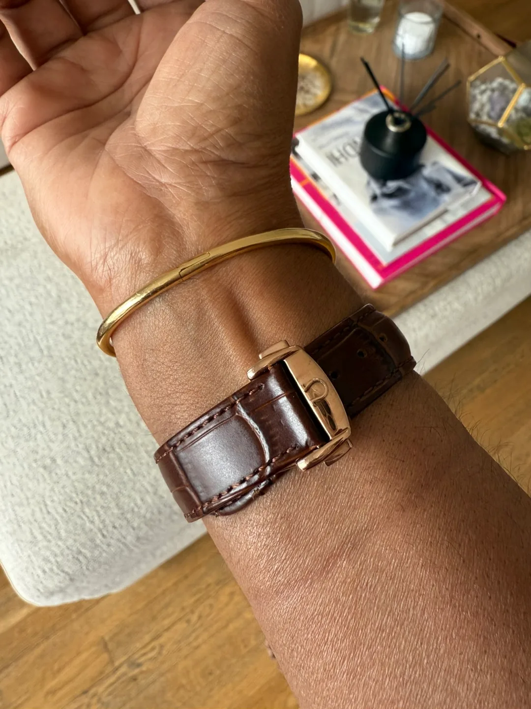 Vintage Omega Geneve Watch with Brown Leather Band image indicator(3)