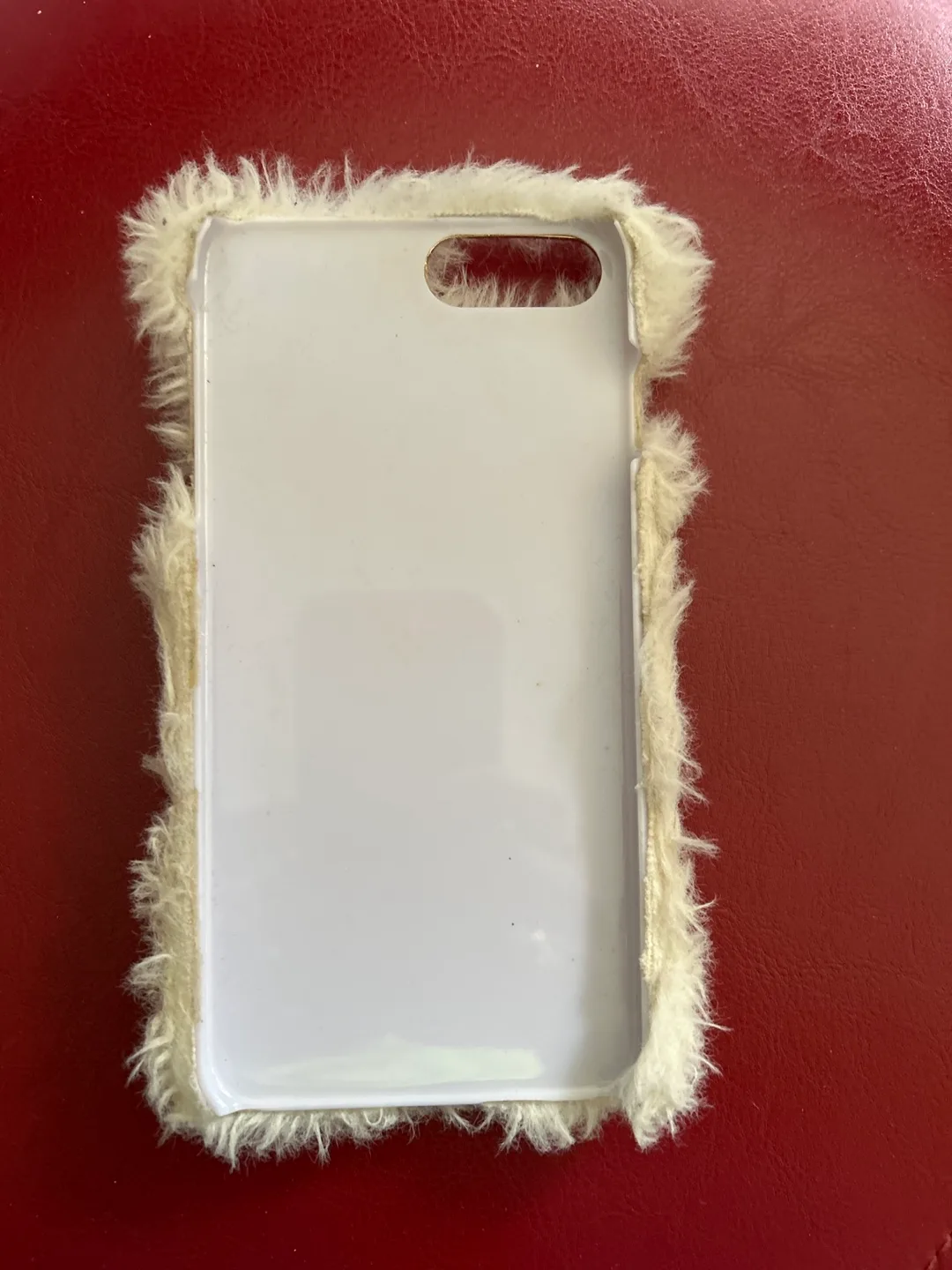 Fluffy iPhone 7 Plus Case image indicator(2)