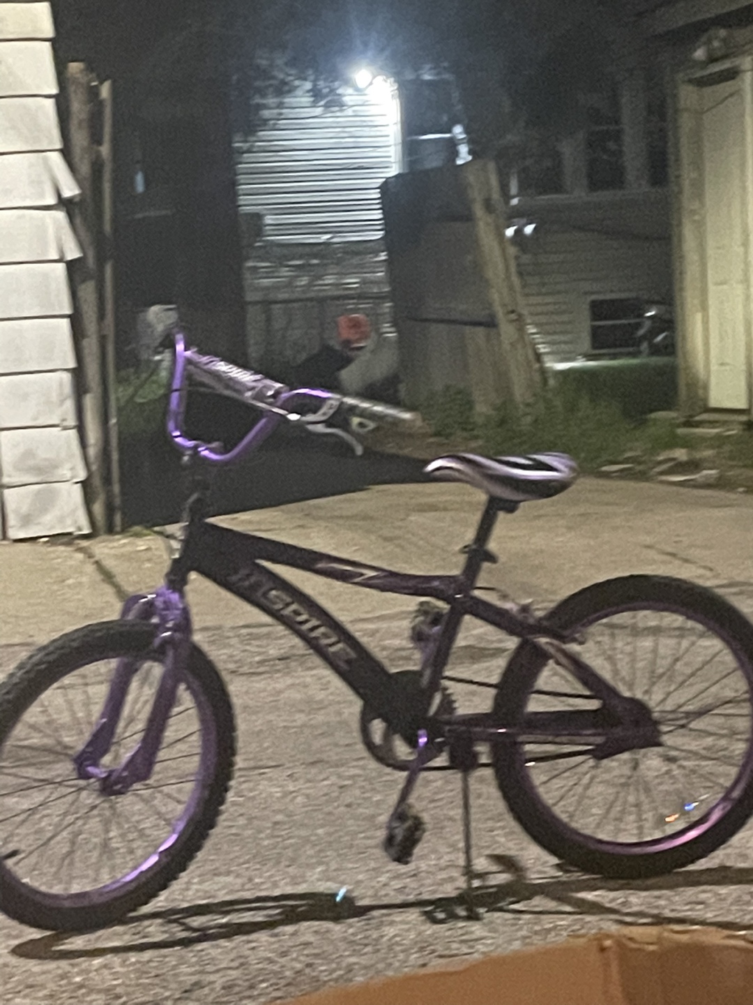 Girls' Inspire 20-inch Purple Bike - photo 2