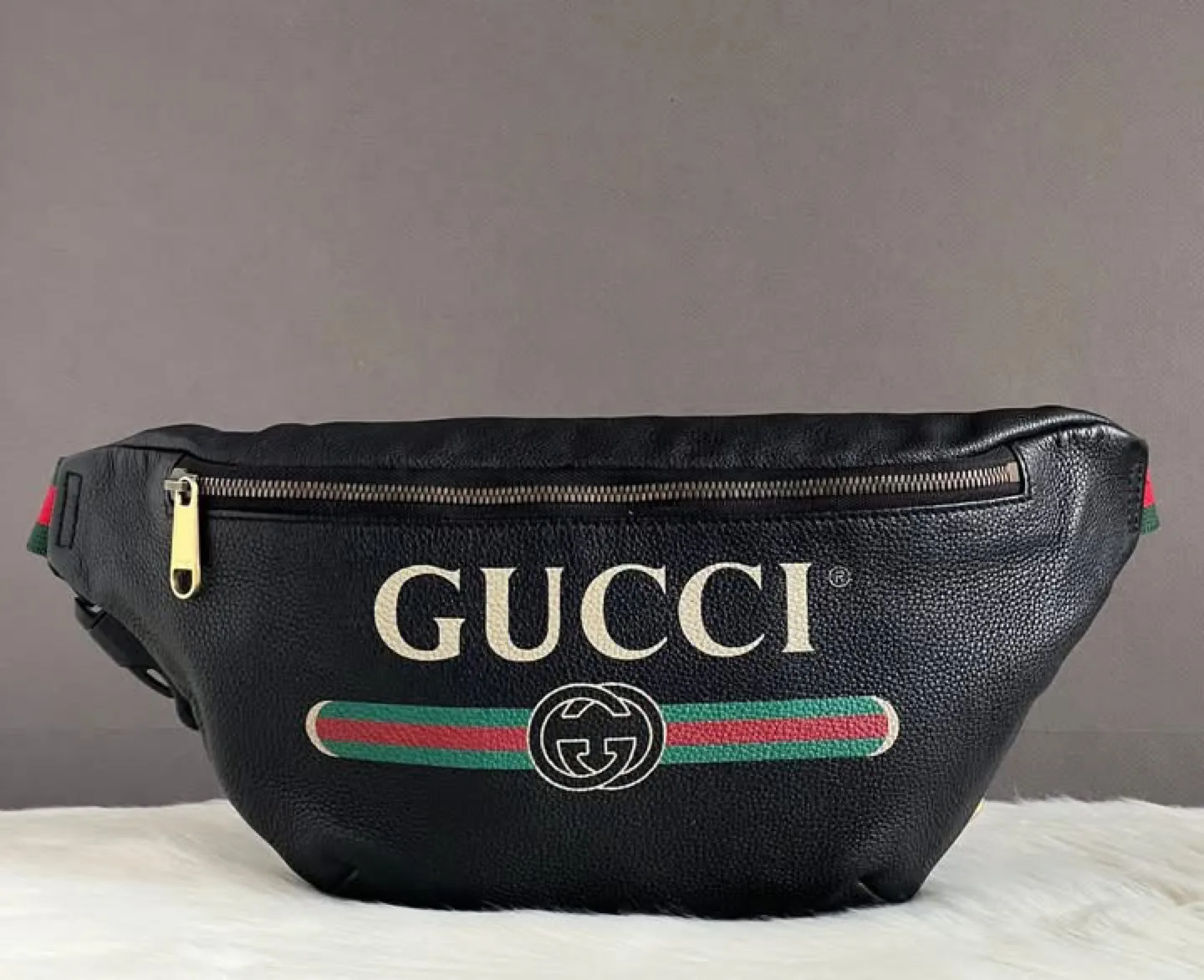 Pre loved Gucci Logo Print Leather Belt Bag thumbnail