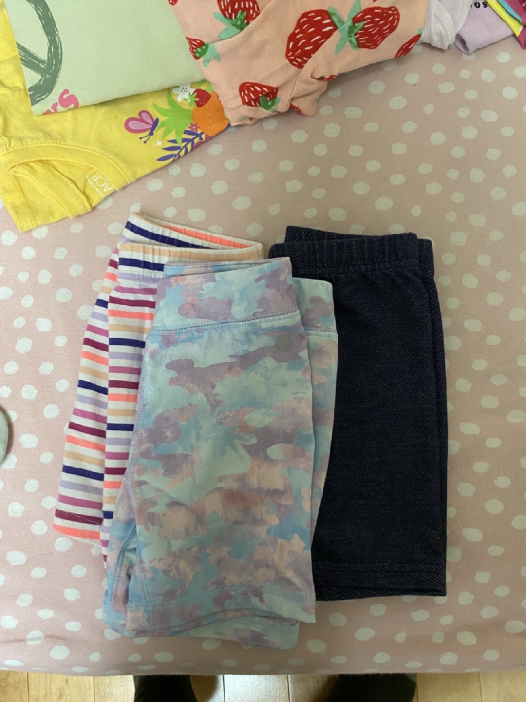 Girls size 4t clothing lot. - photo 3