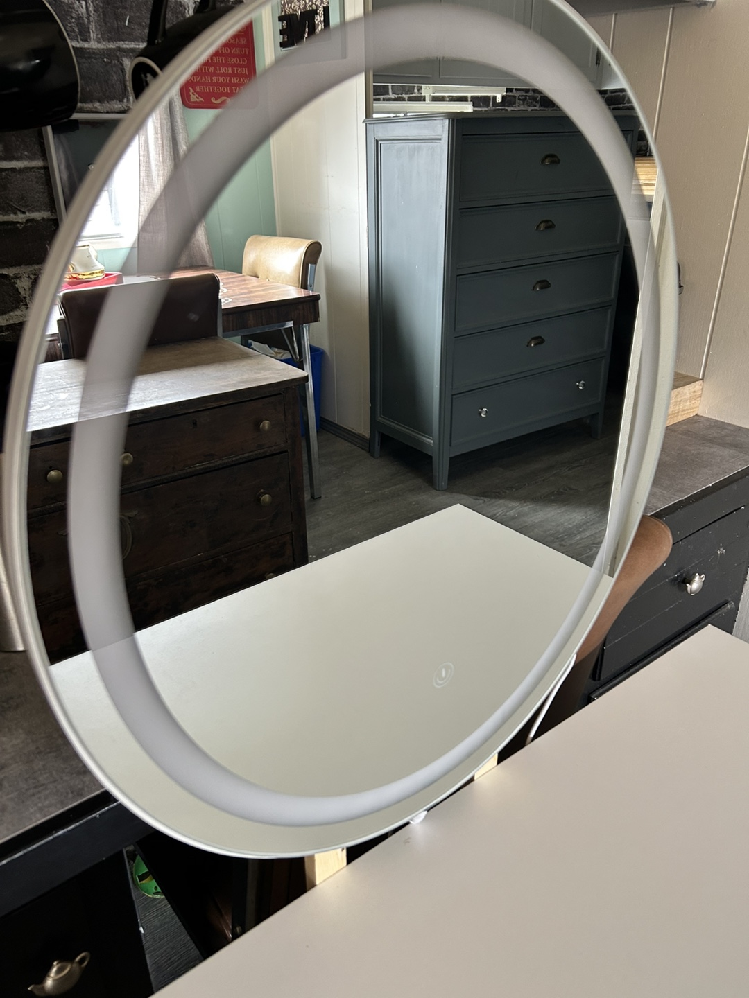 Vanity with Lighted Mirror - photo 4