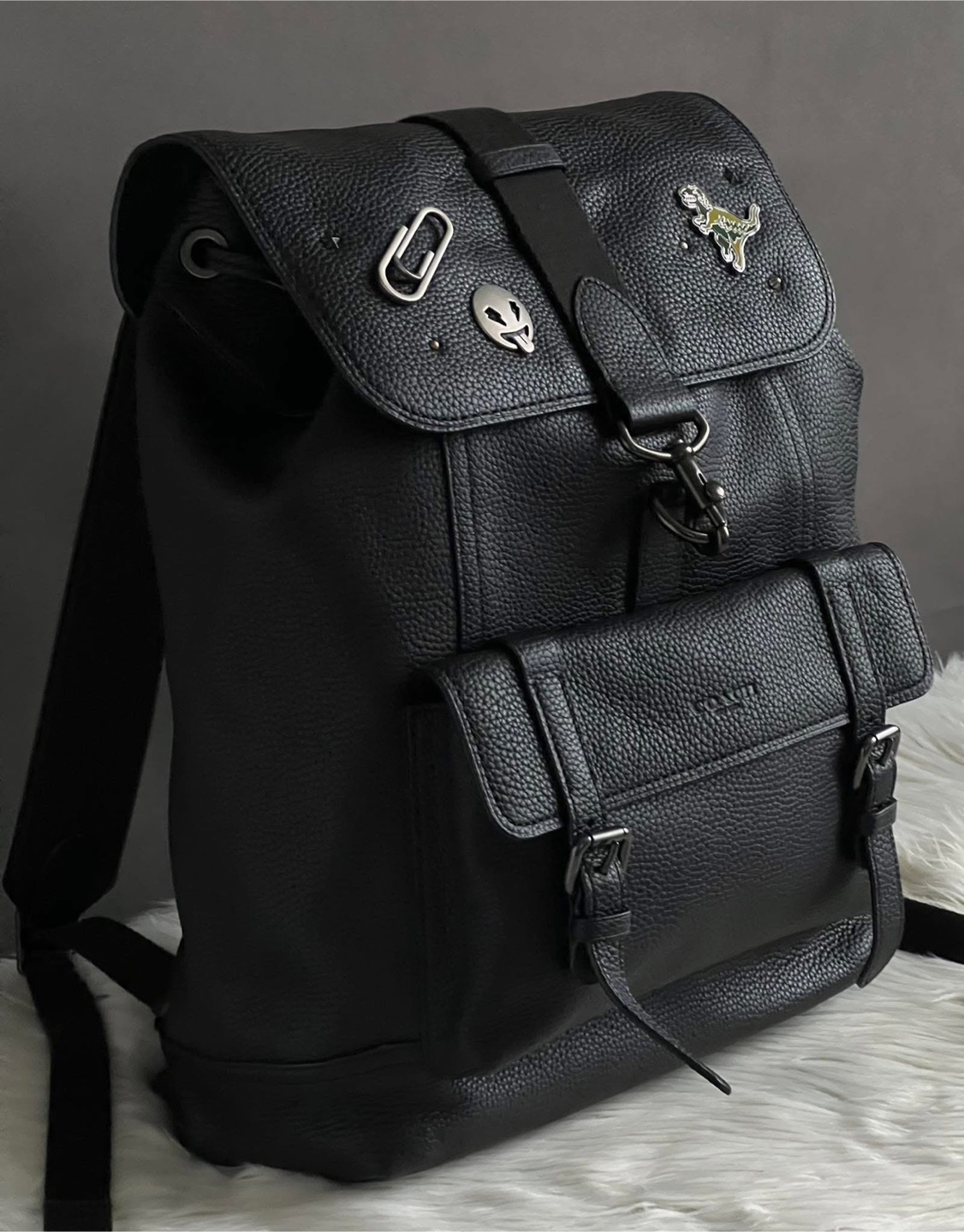 Brand new Coach Bleecker Backpack with Charms - photo 3