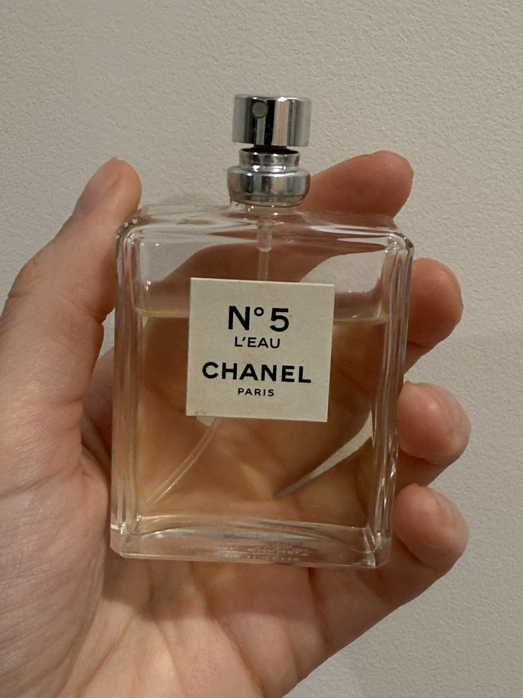 Chanel N°5 and Miss Dior L'Eau Perfume - photo 2