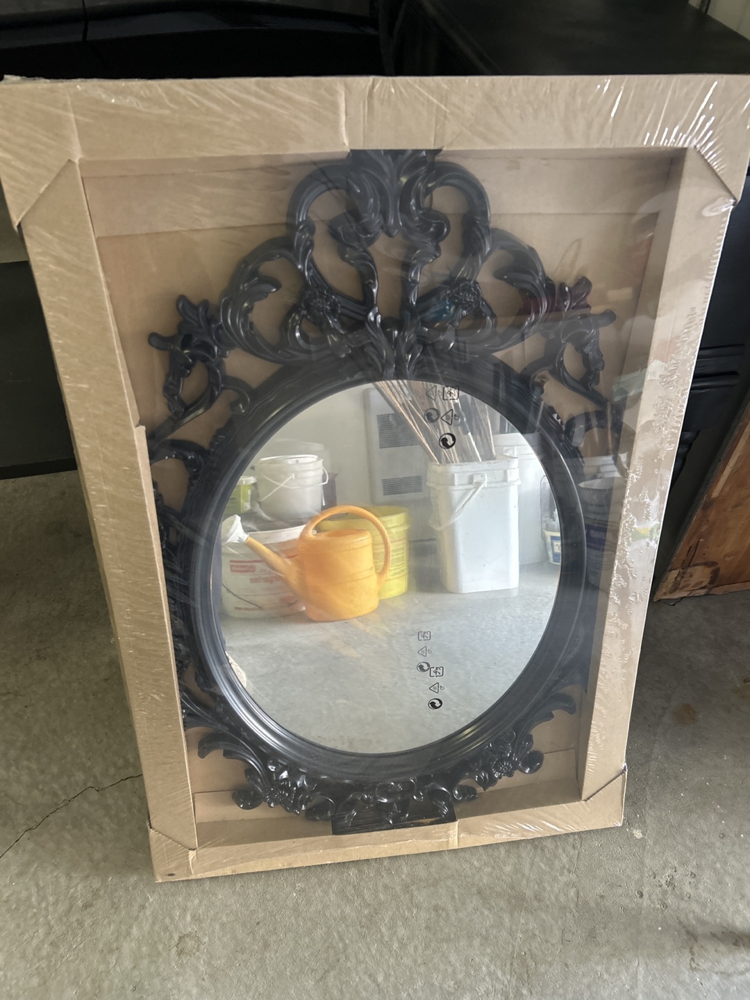 Black Ornate Oval Mirror - photo 3