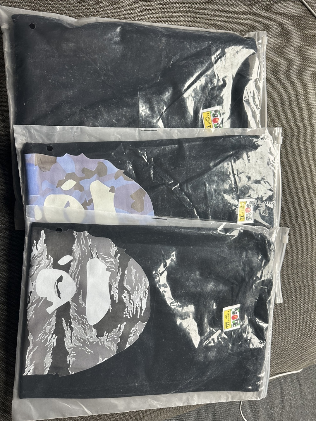 A Bathing Ape T-Shirts (3) - photo 4