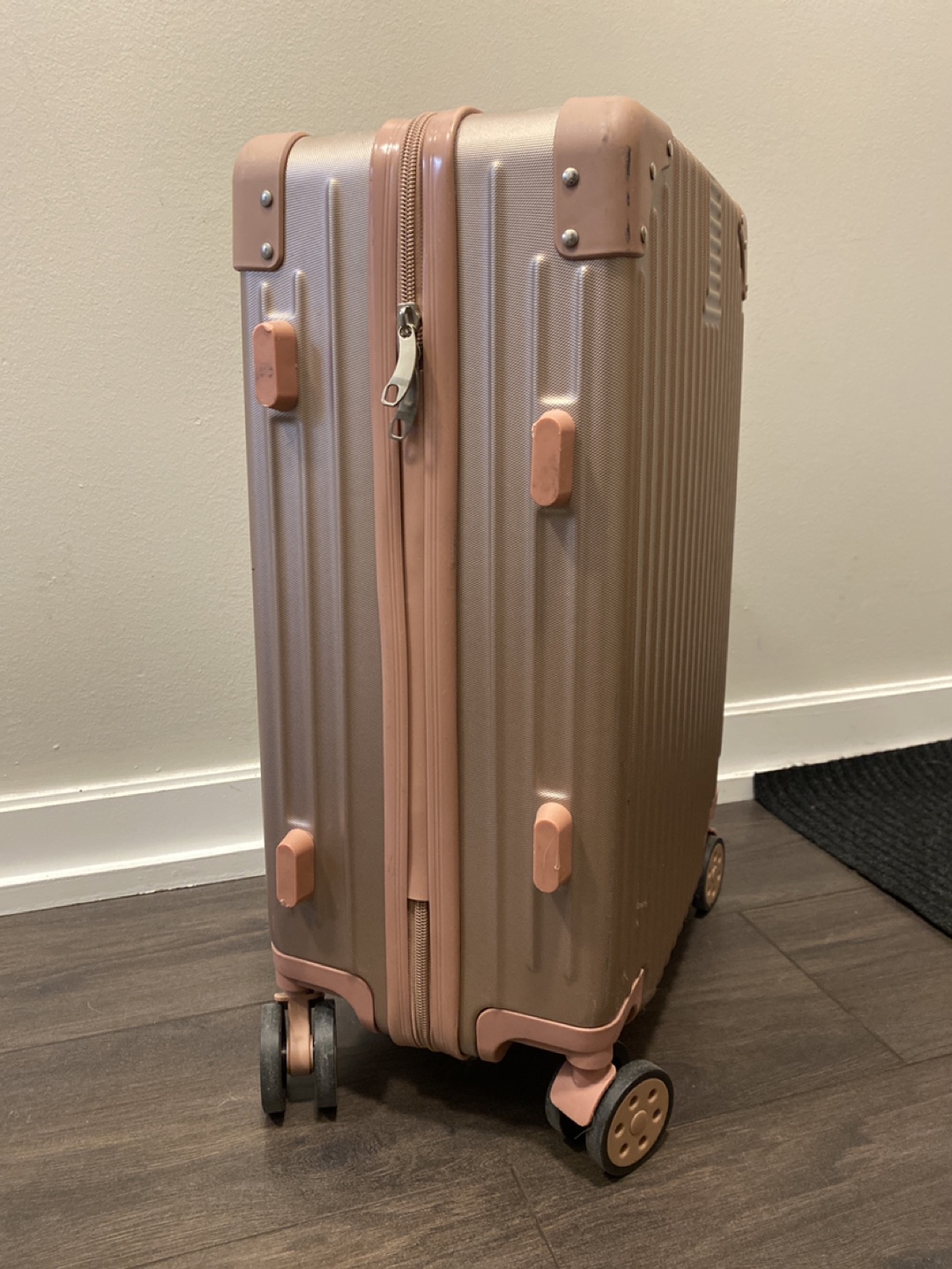 Rose Gold Carry-on Suitcase - photo 2