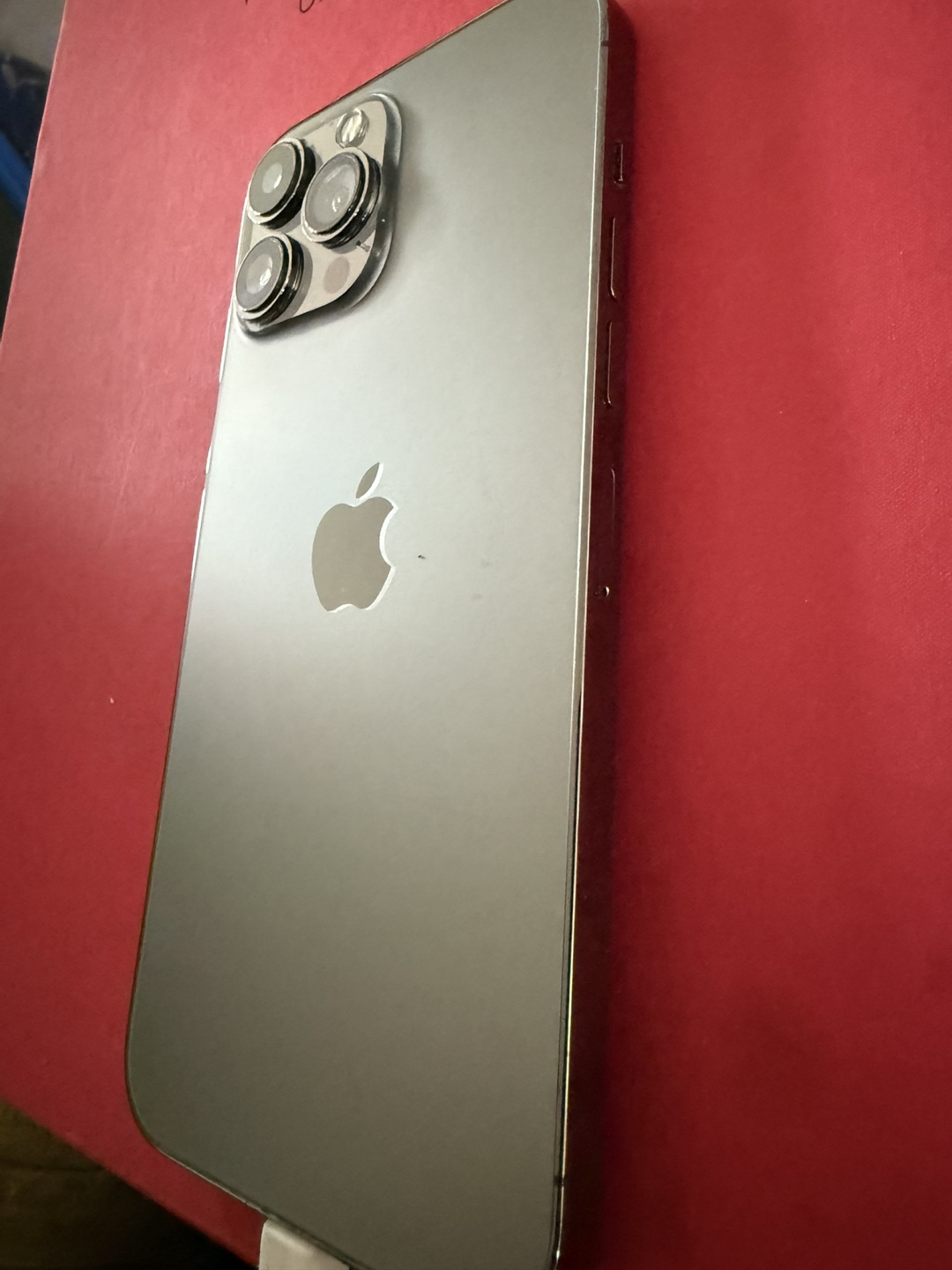 iPhone 1 - photo 2