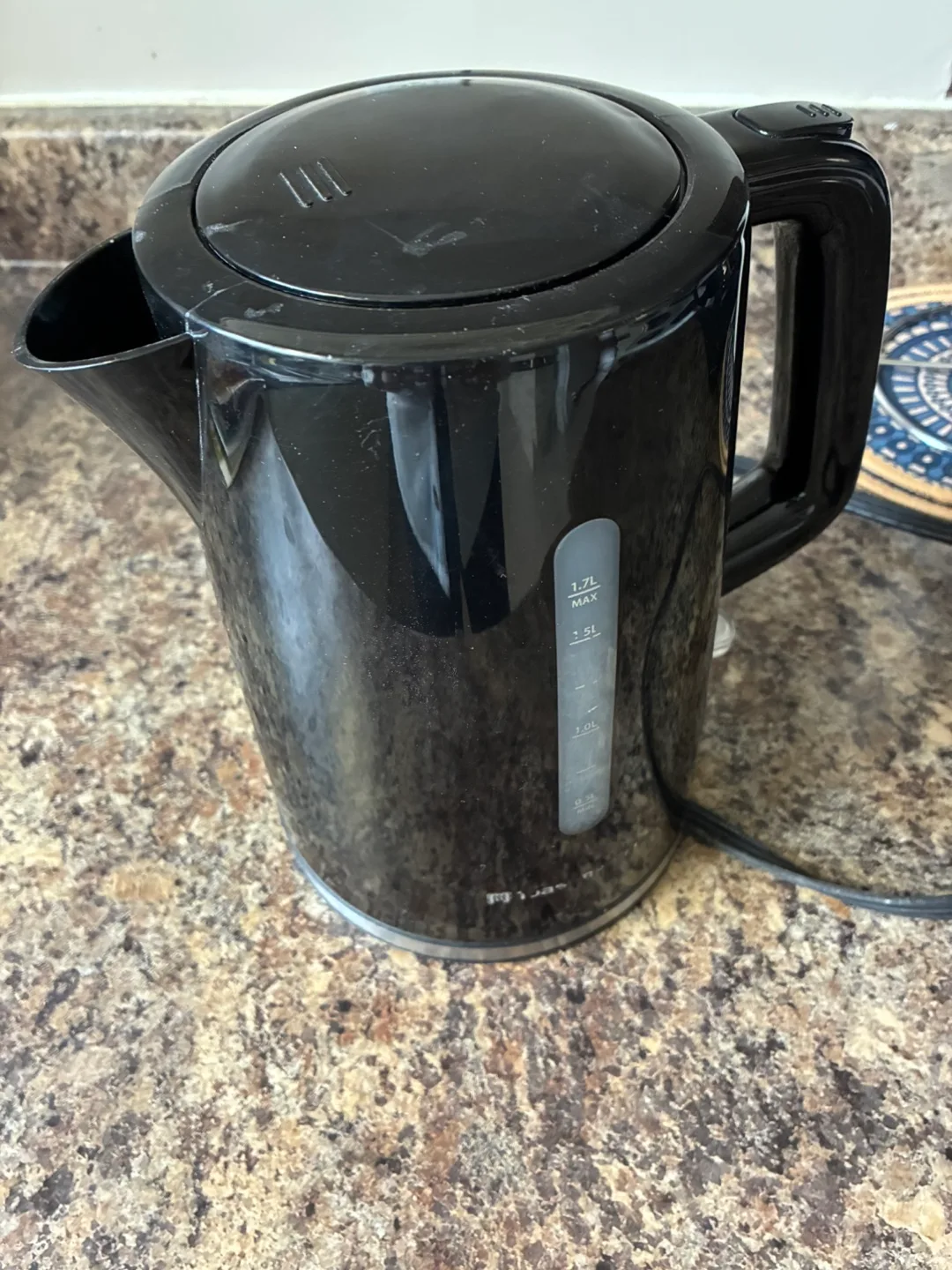 Black Electric Kettle #freecycle thumbnail