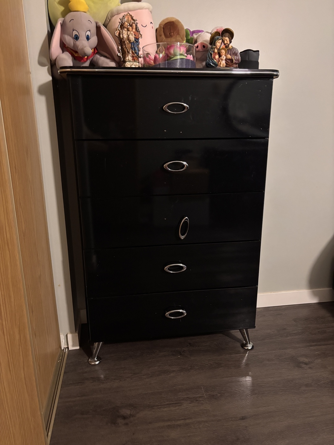 Black High-Gloss Bedroom Set