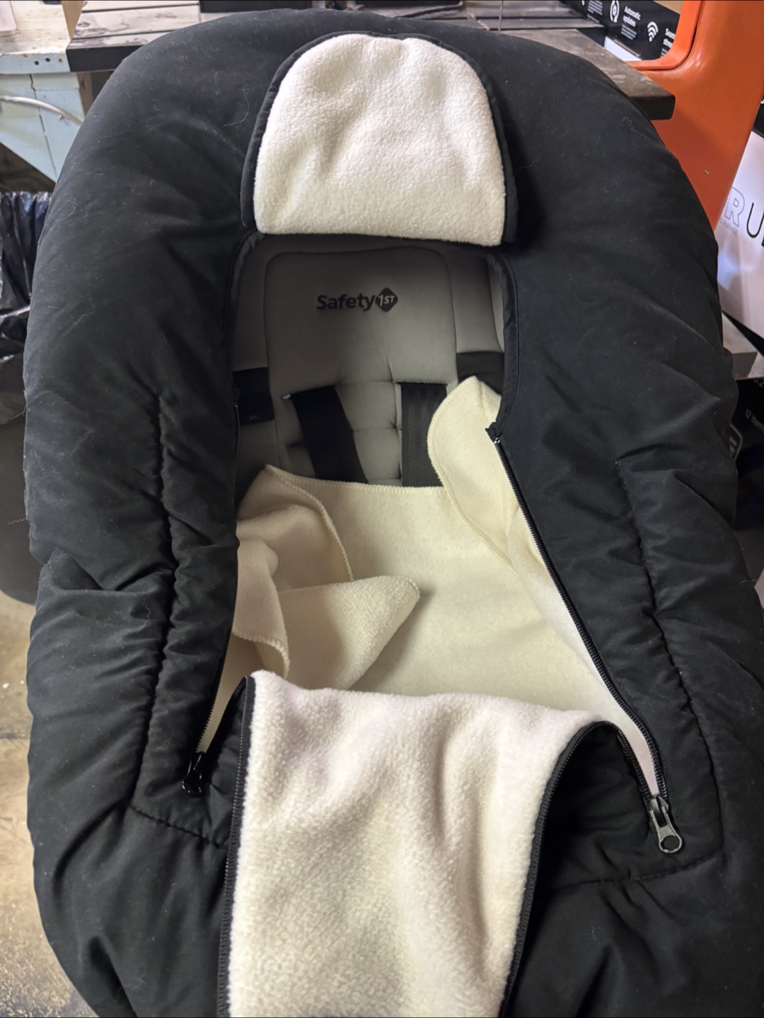 Safety 1st Infant Car Seat - photo 3