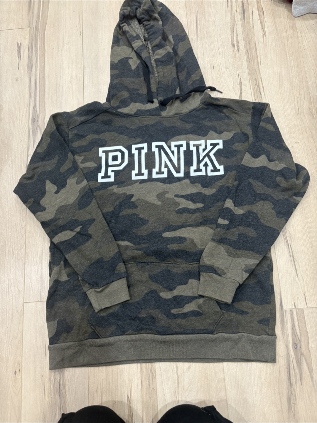 PINK Camo Joggers and Hoodie Set - photo 2