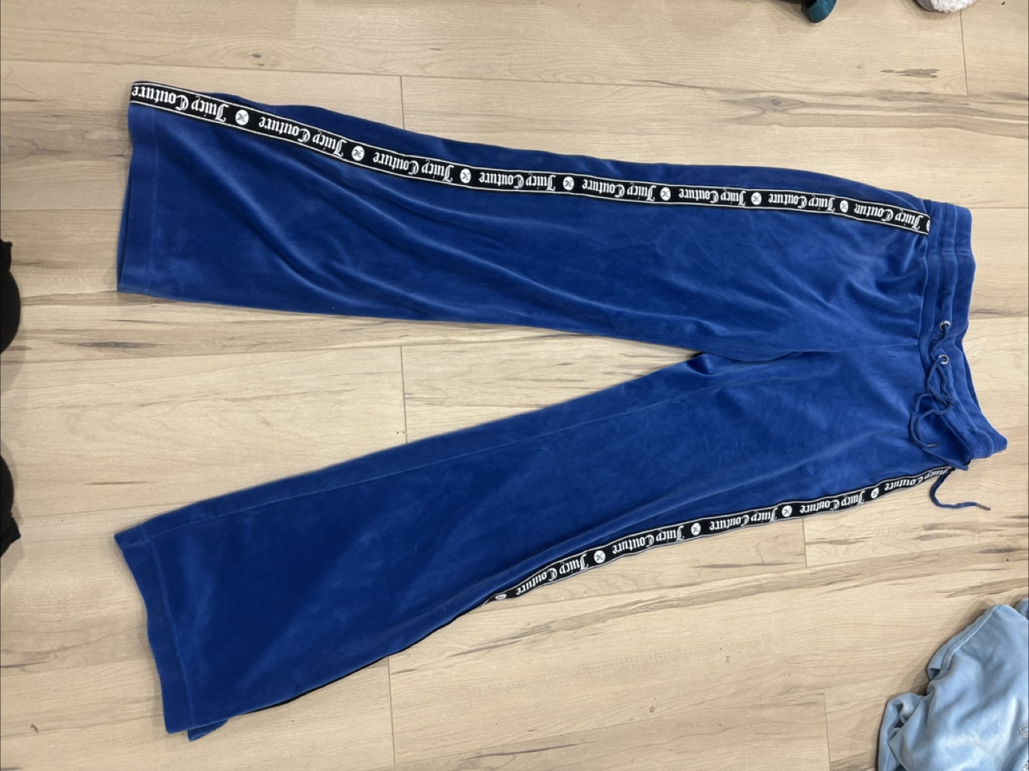 Juicy Couture Velour Tracksuit - Blue - photo 2