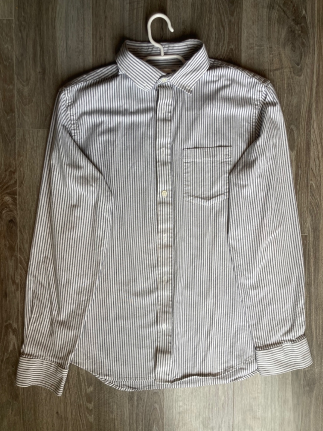 Men's Old Navy Striped Long Sleeve Button-Down Shirt