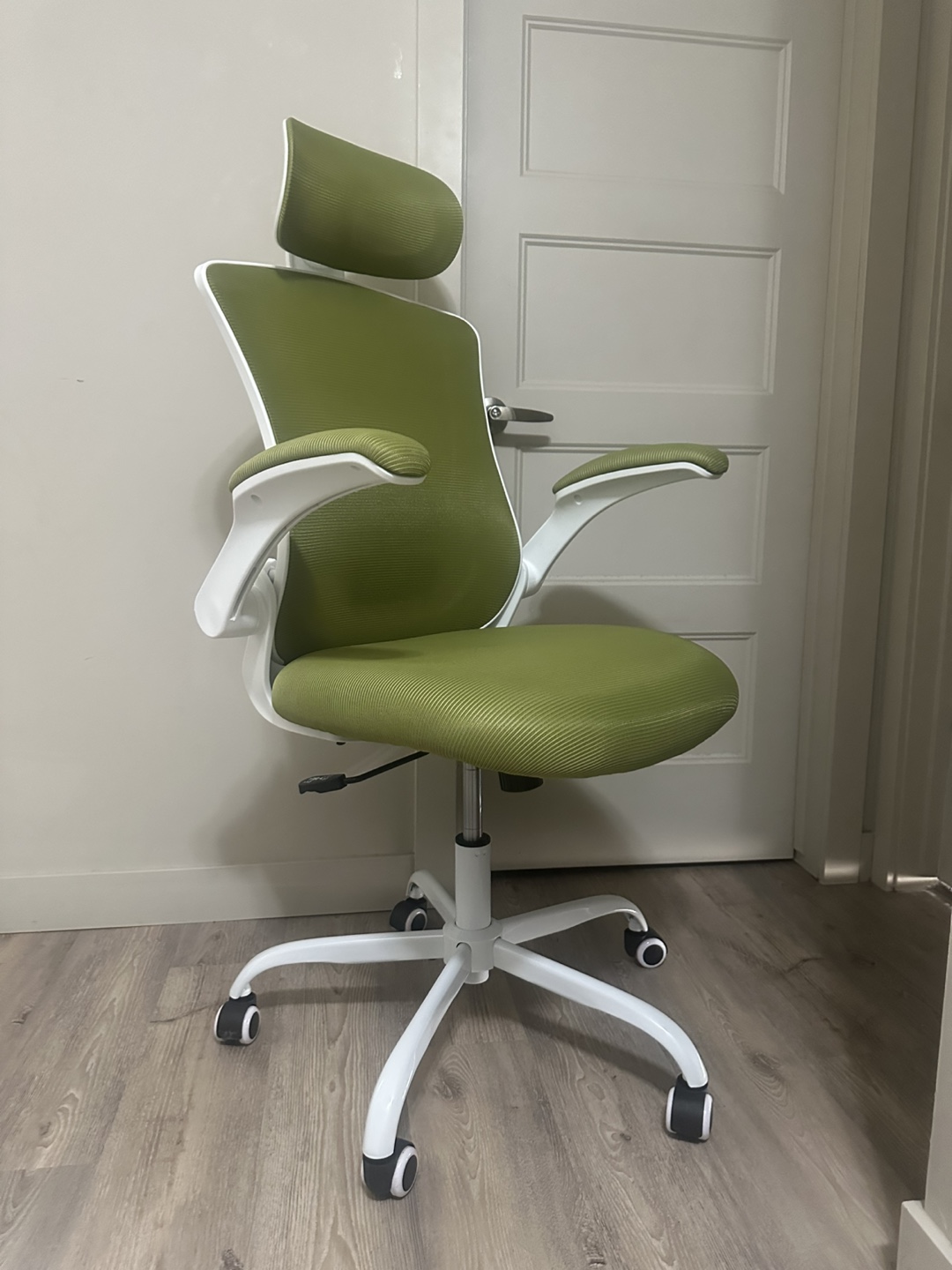 Brand-New Mimoglad Ergonomic Office Chair –High back - photo 2
