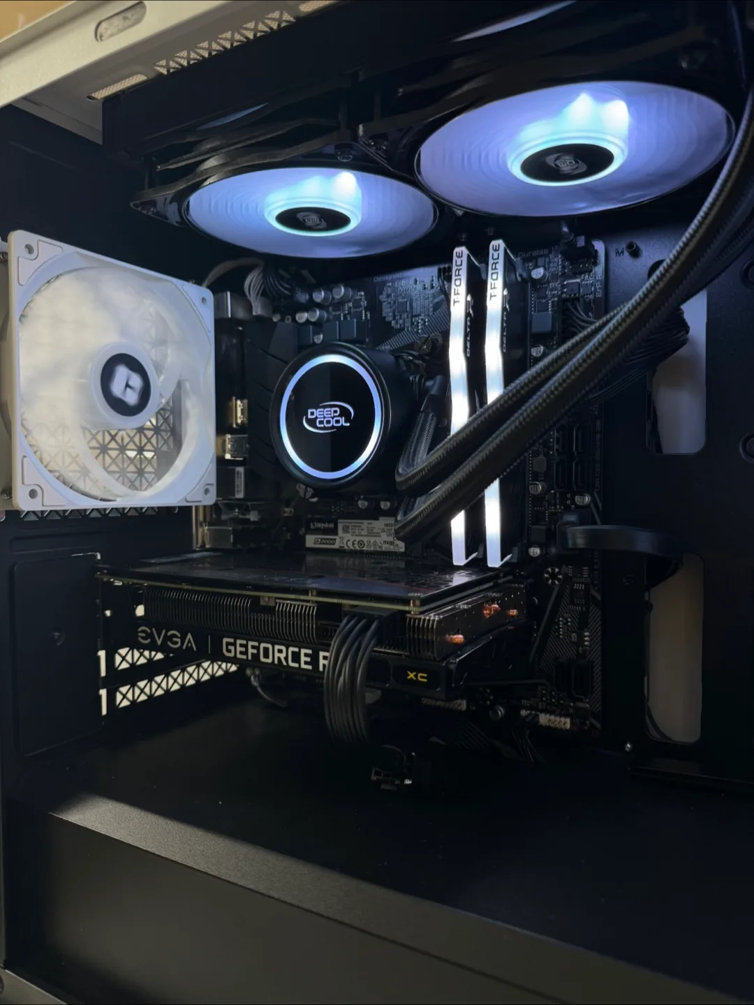 Gaming Pc (i5 10400F + RTX 3060 12gb + 16gb ddr4) image indicator(3)