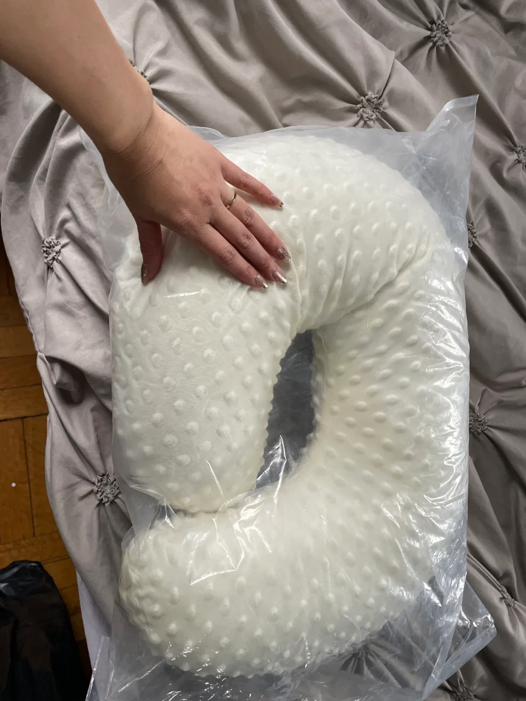 Infant Feeding Pillow thumbnail