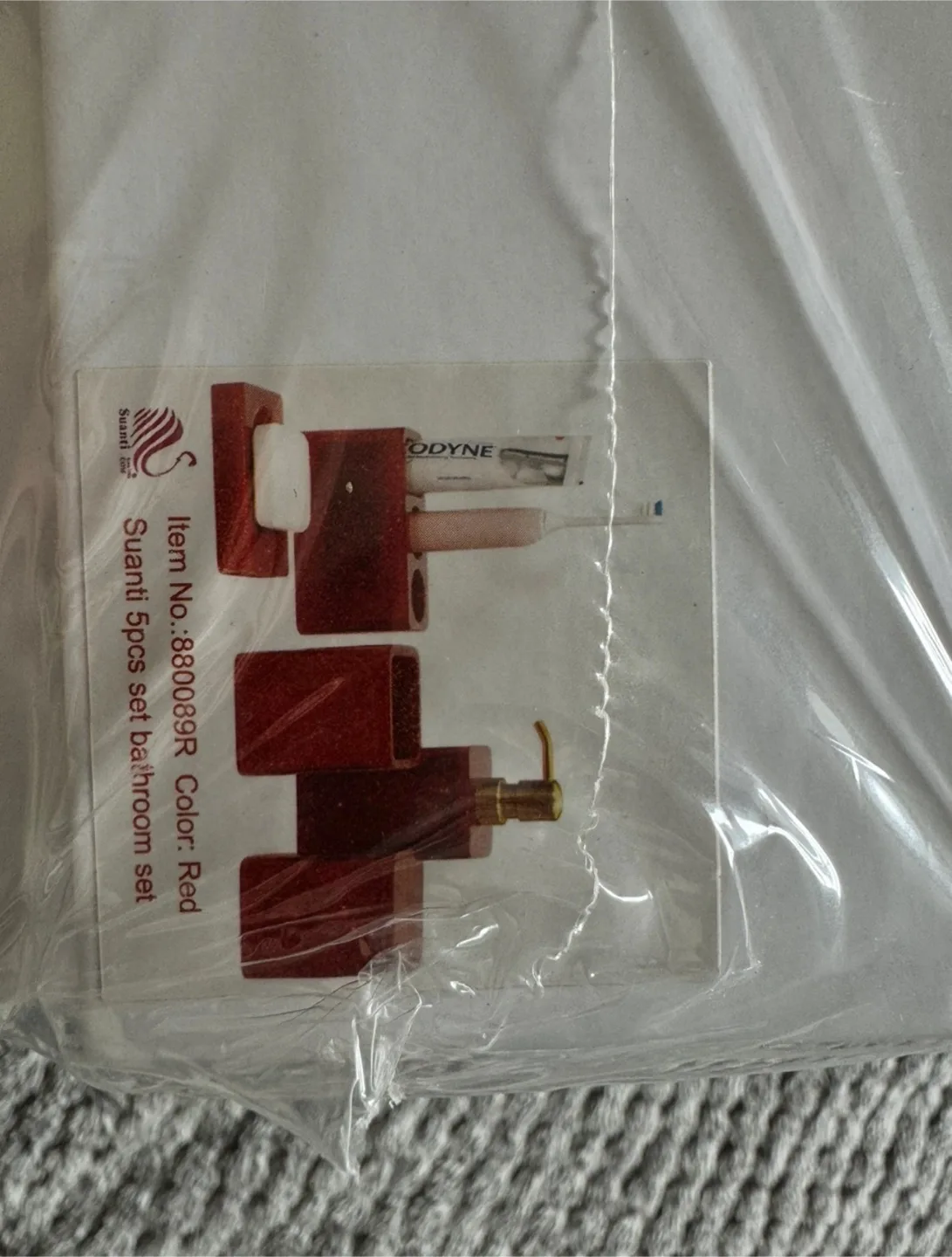 Brand New! Red Glitter Bathroom Accessory Set image indicator(8)