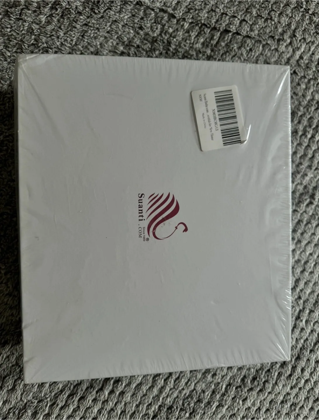 Brand New! Red Glitter Bathroom Accessory Set image indicator(9)