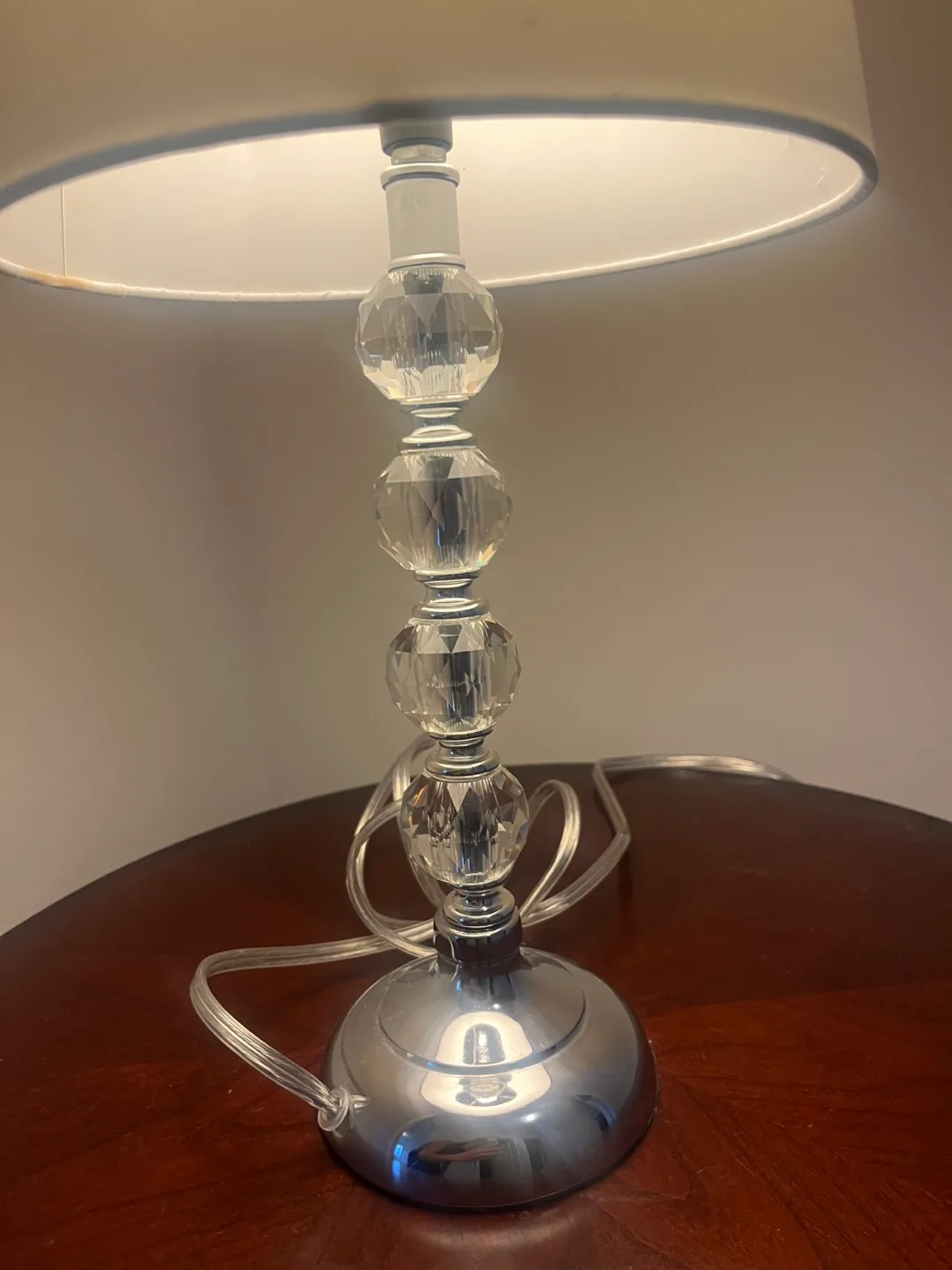 Crystal beaded table lamp image indicator(2)