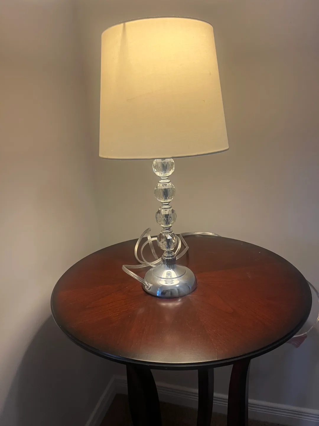 Crystal beaded table lamp image indicator(4)