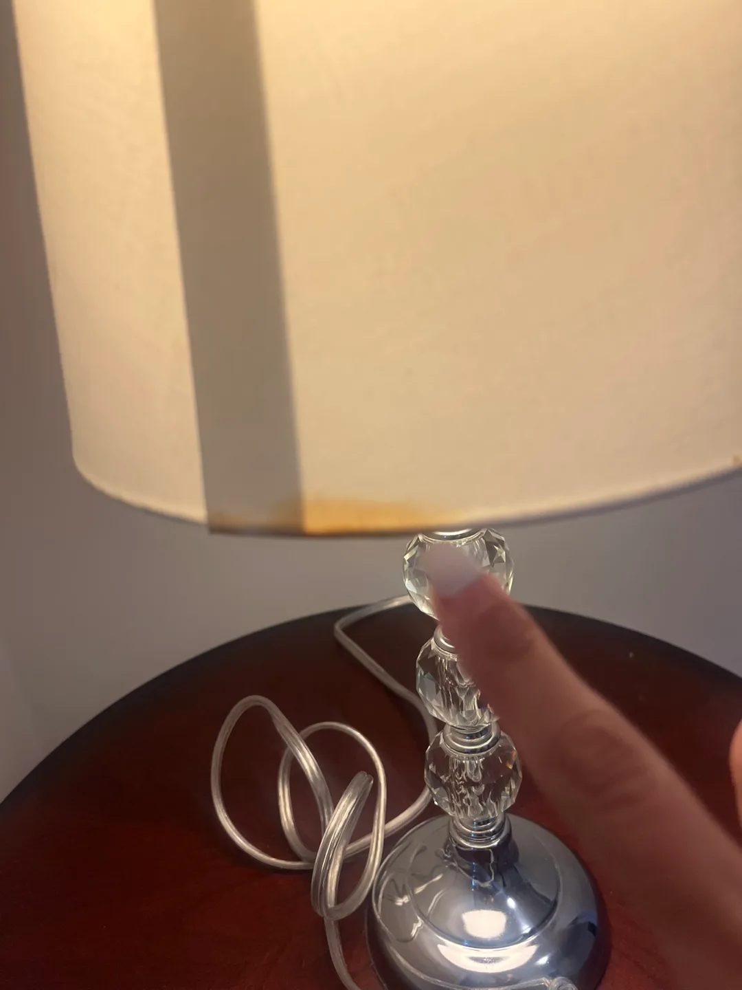 Crystal beaded table lamp image indicator(5)