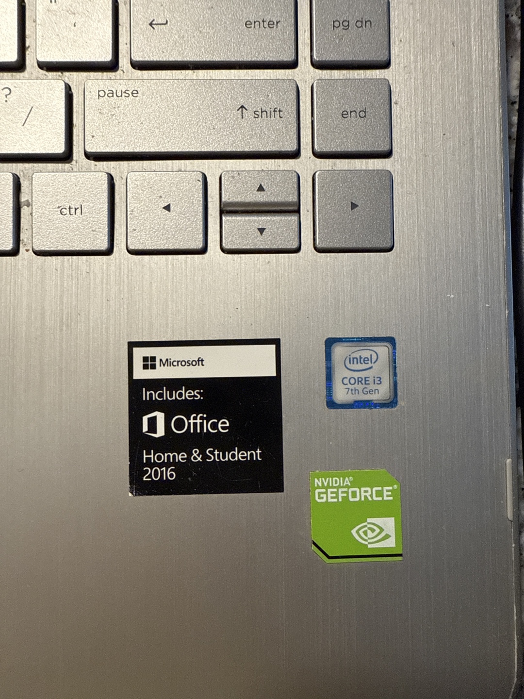 HP Pavilion Laptop - Intel Core i3 7th Gen - Windows 10 - photo 2
