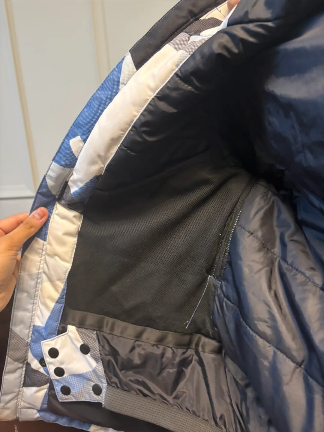 Ripzone Boys' Snow Jacket Size L image indicator(4)