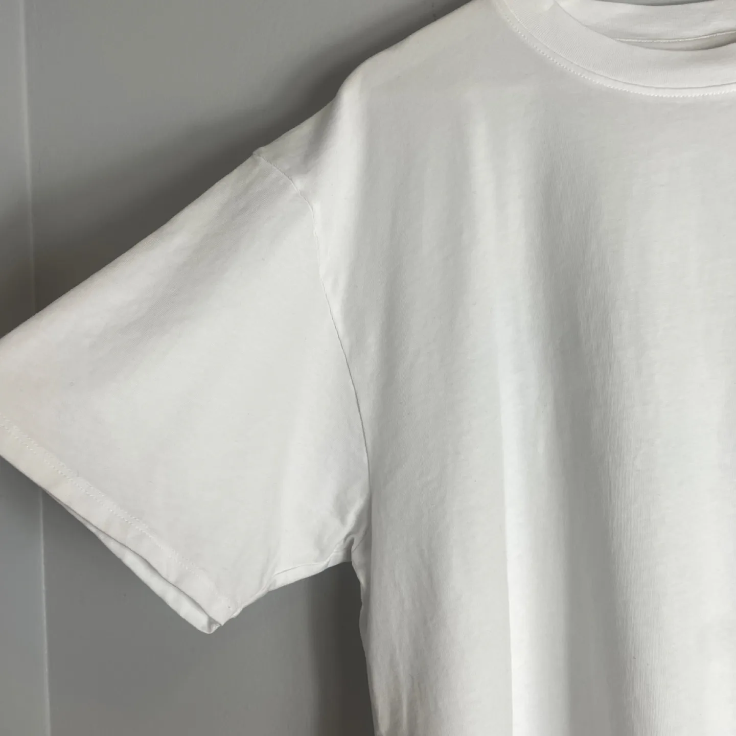 Brunette the Label x Poshmark Cotton White Graphic T-shirt image indicator(4)