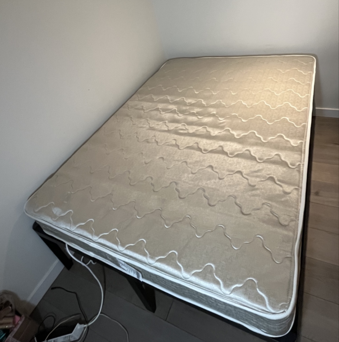 Double/  Full size Mattress /  더블사이즈 매트리스 - 상태 매우 좋음 - photo 2