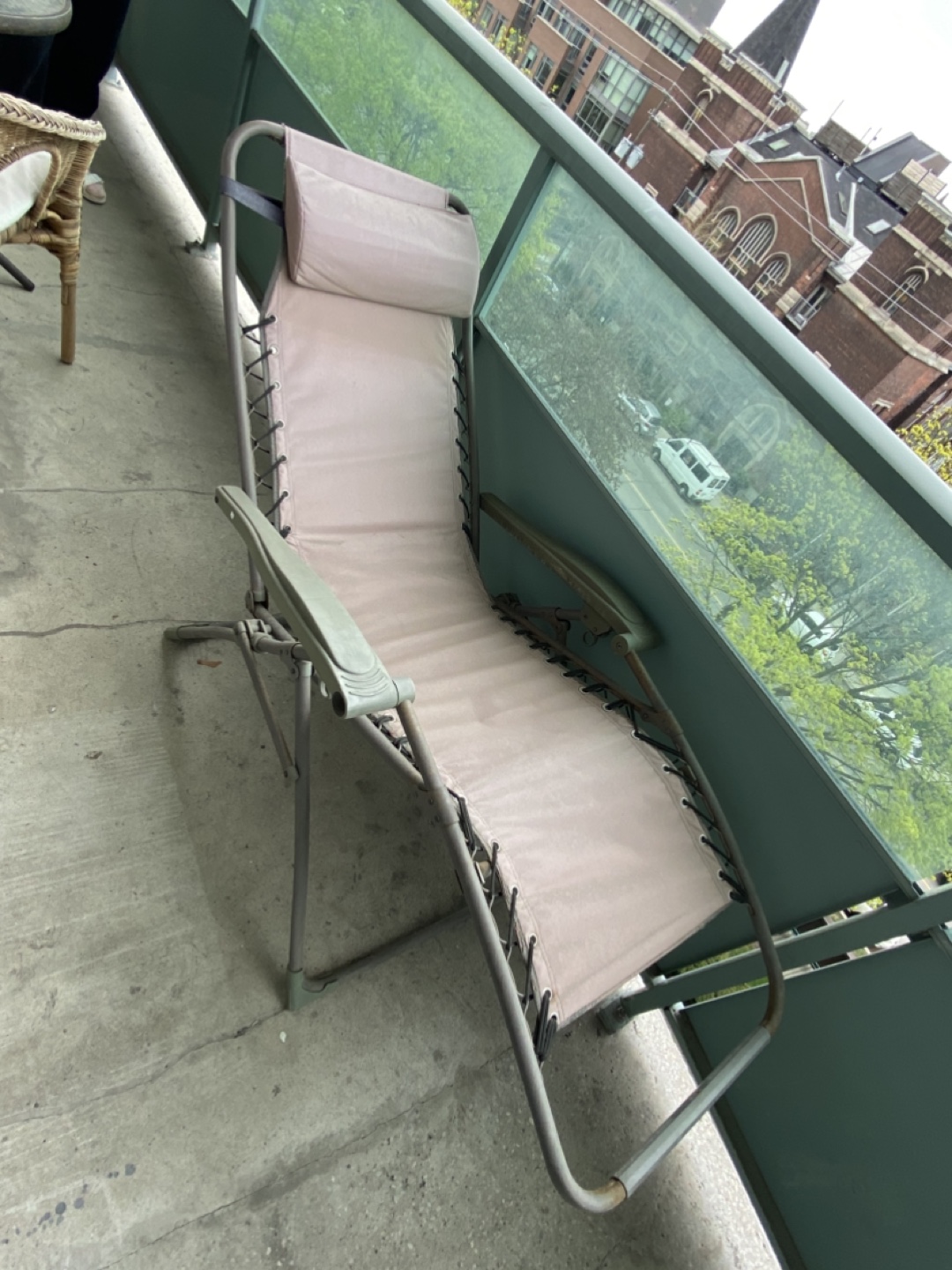 Gravity chair - photo 2
