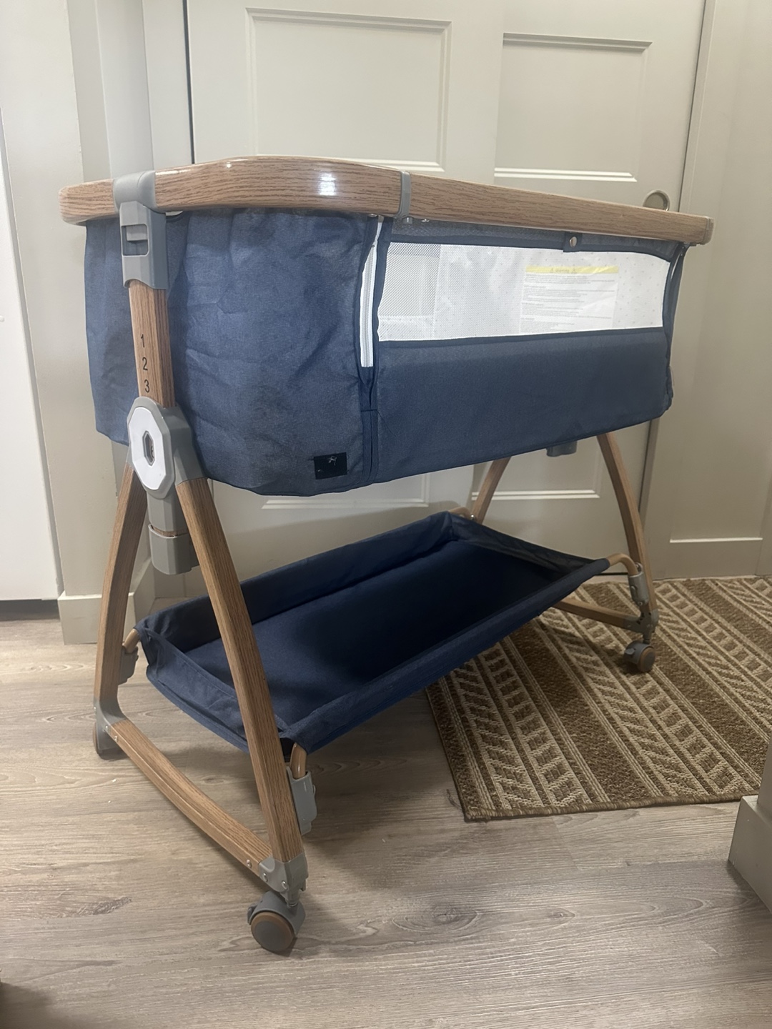 Brand-New Baby Bassinet Bedside Sleeper - photo 2